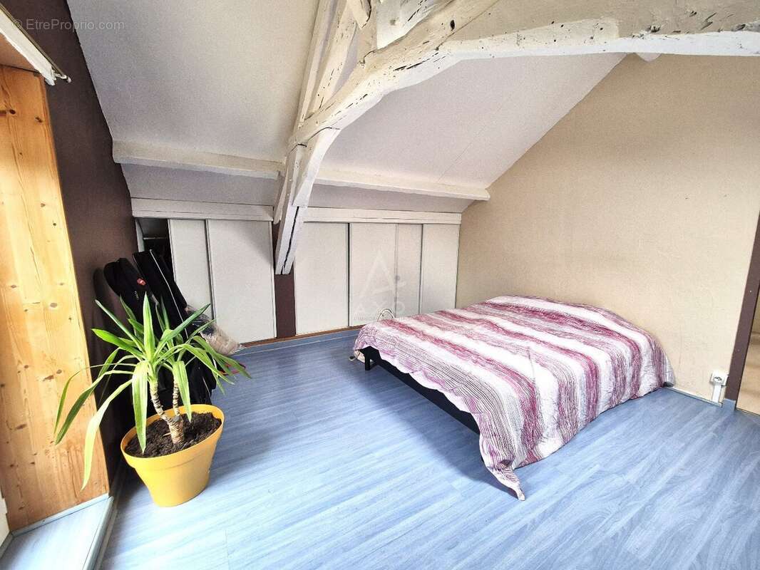 Maison à PRECIGNE