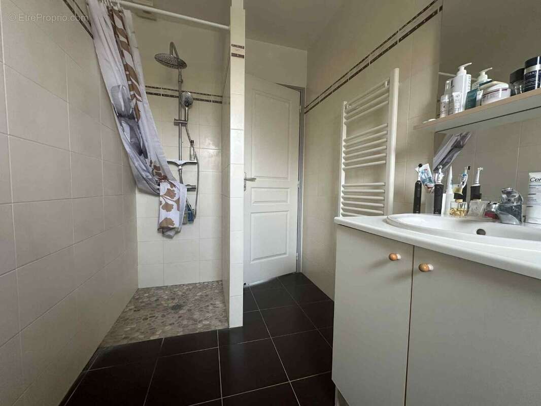 Pavillon de plain pied 100m² 4 chambres - photo 8