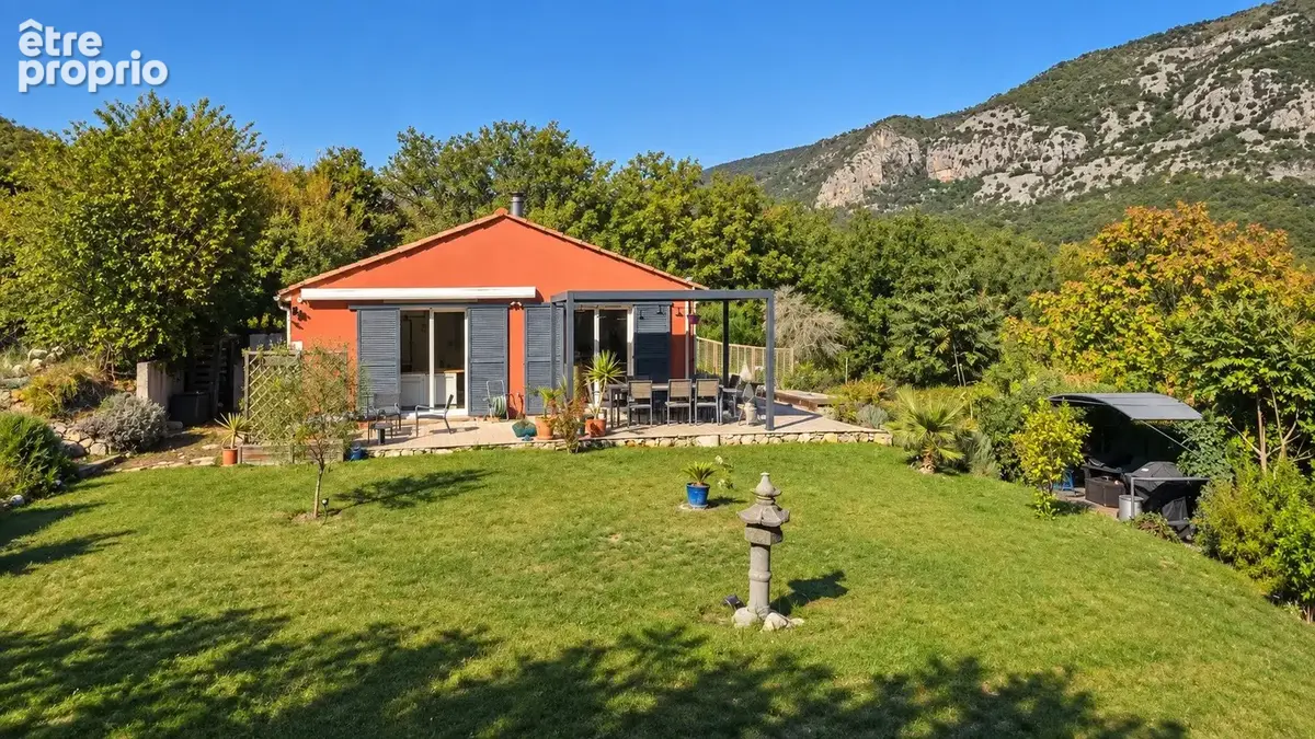 Villa de plain-pied de 4 pièces sur terrain plat de 1 500 m² avec piscine - photo 6
