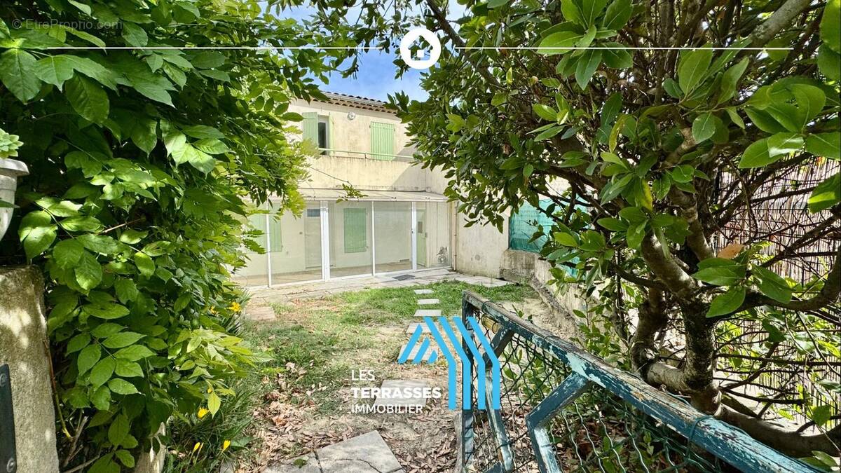 Appartement à SAINT-GERVAIS-SUR-ROUBION