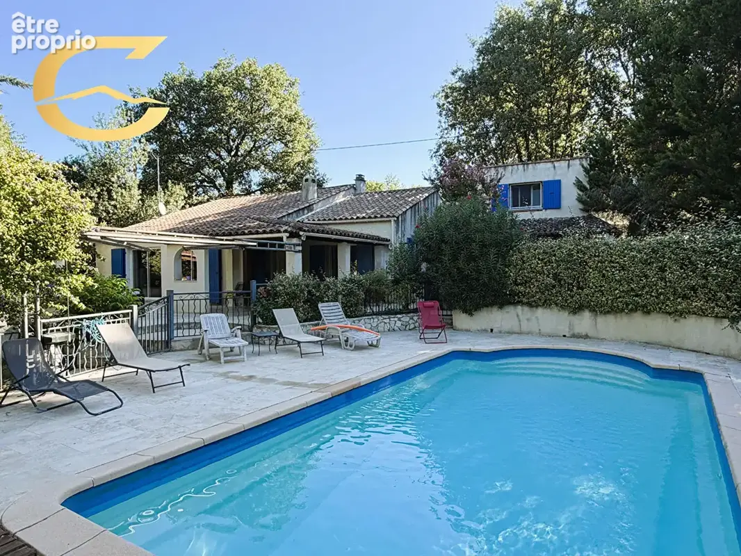 Photo Maison à Jouques au prix de 599 000€