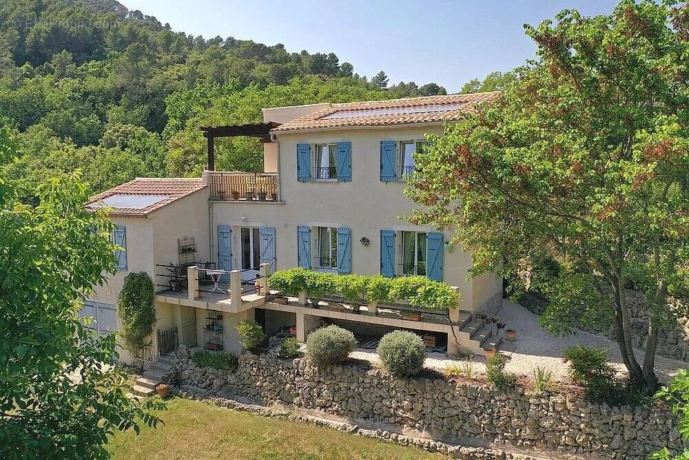 Maison à CLAVIERS