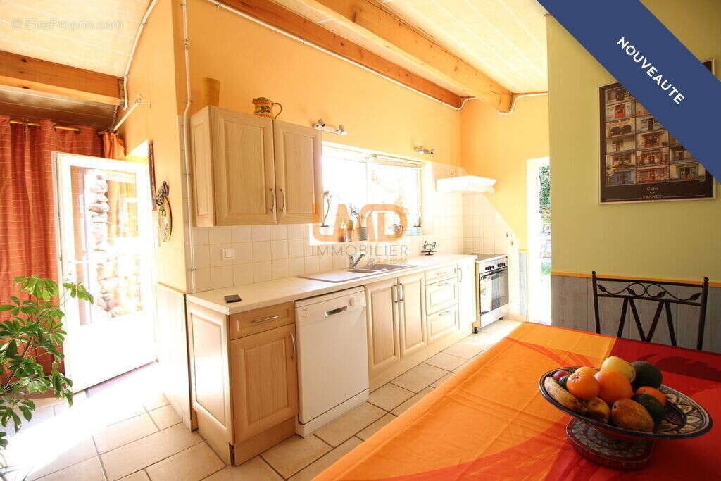 Appartement à SAINT-PAUL-LE-JEUNE