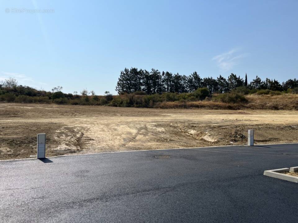 Terrain à VILLALIER