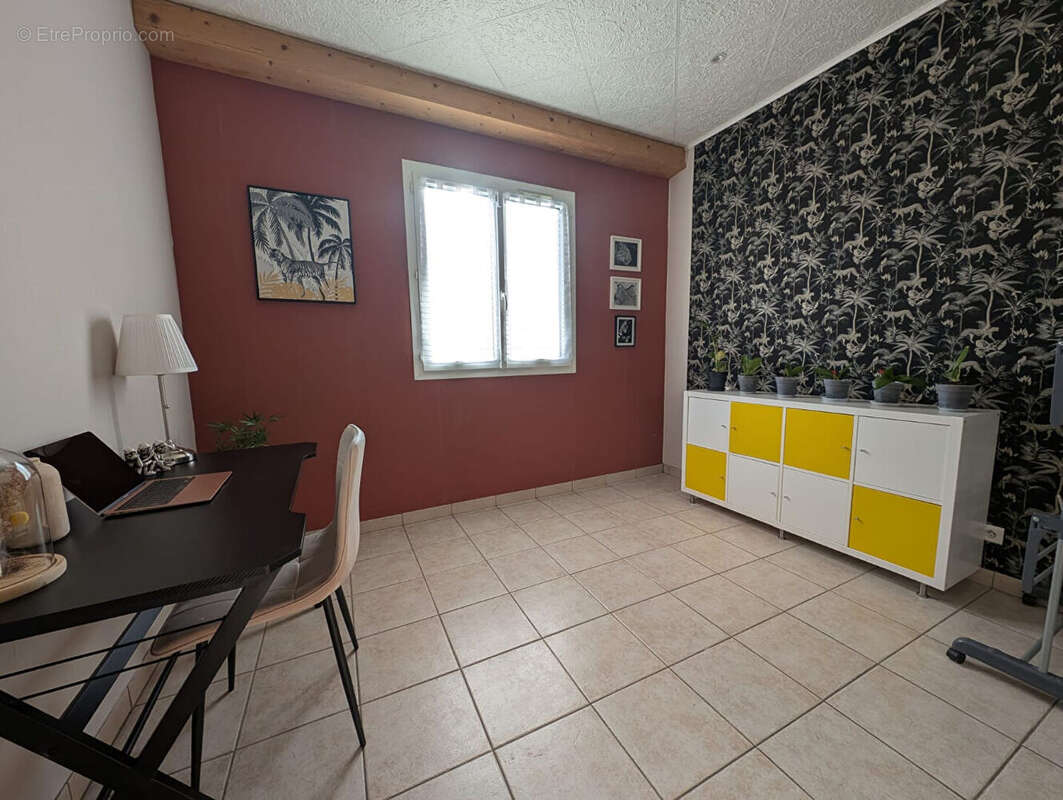 Maison à SAINT-MARCEL-LES-VALENCE