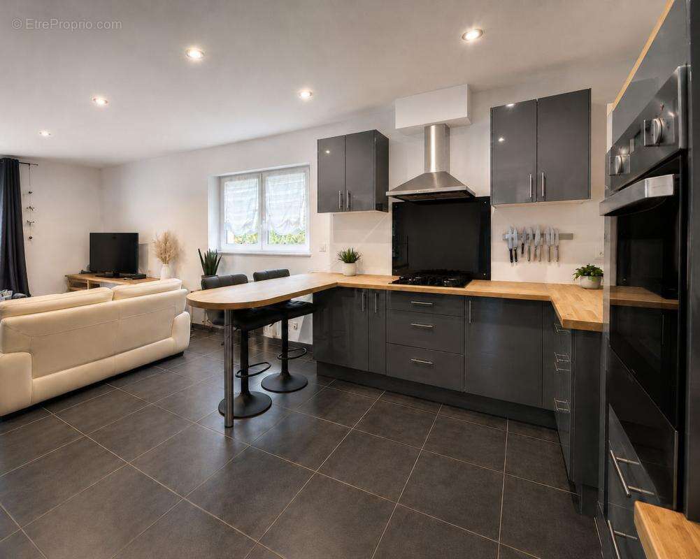  À vendre – Belle maison familiale à Auteuil - photo 3