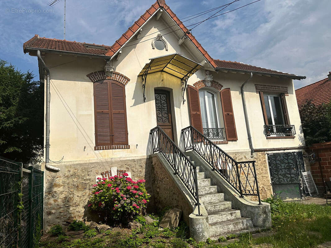 À VENDRE ! DEUX MAISONS, Chelles (77500) à 950m de la gare - photo 12