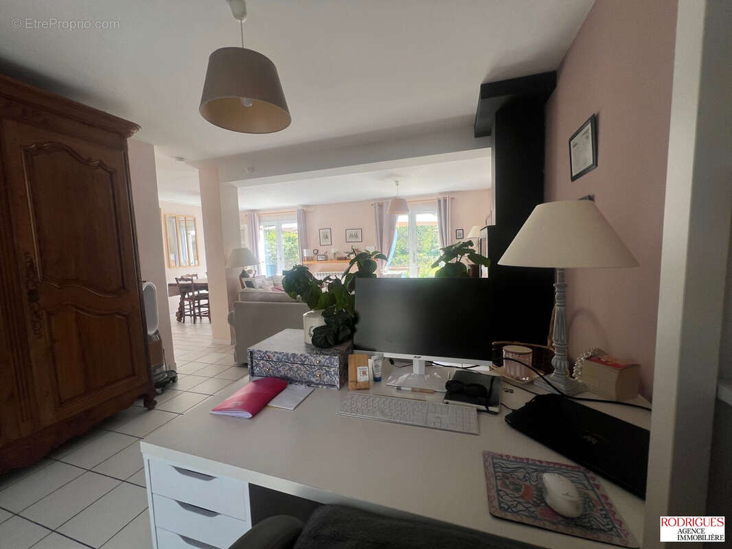 Maison à MIGNALOUX-BEAUVOIR