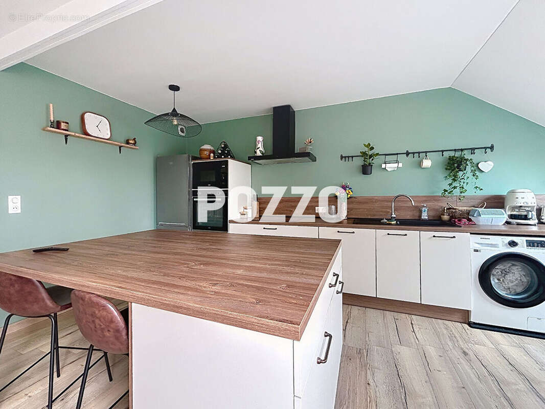 Appartement à EQUEURDREVILLE-HAINNEVILLE