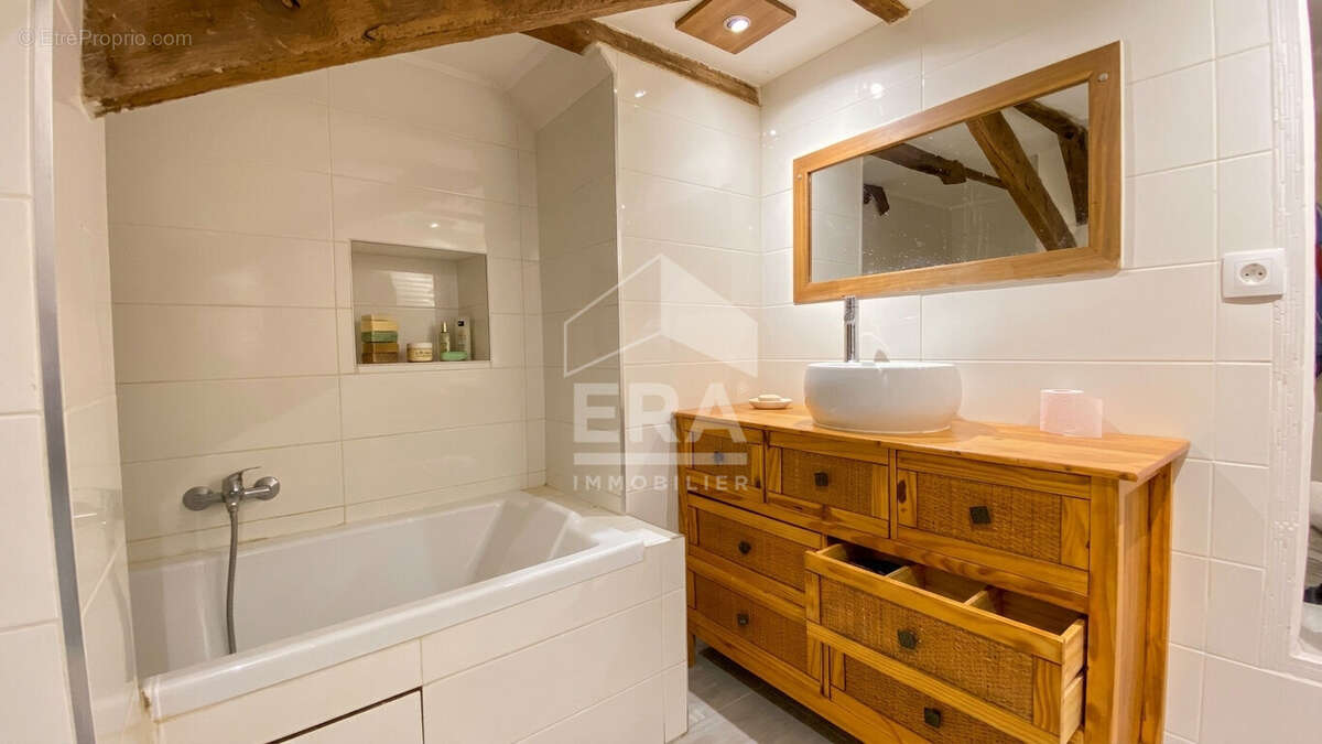 Immeuble de rapport 136m² à laval - photo 6