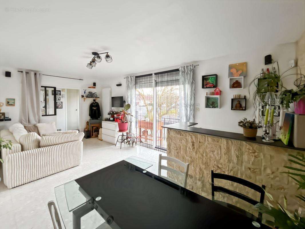 Maison à FAY-AUX-LOGES