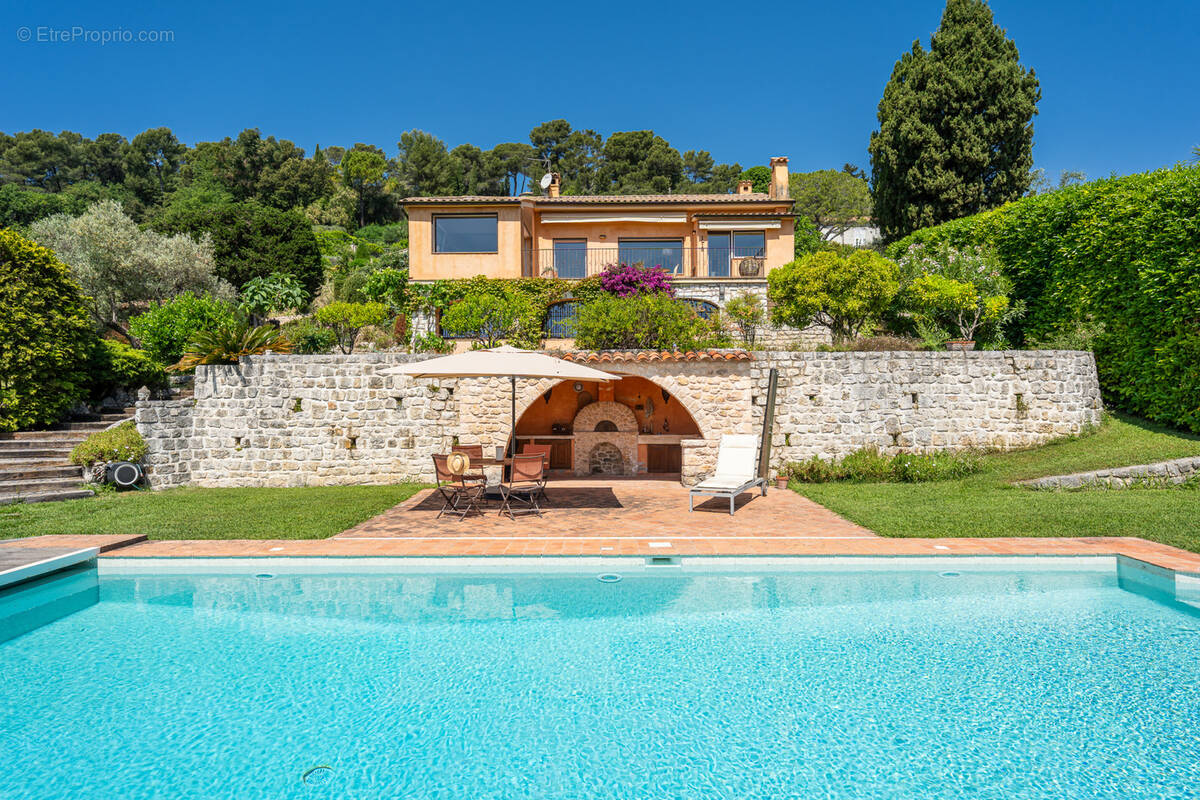 Maison à LA COLLE-SUR-LOUP