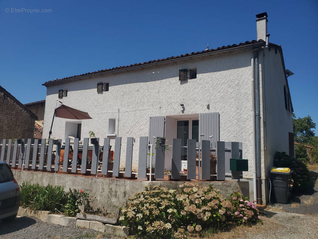 Maison à PAYROUX