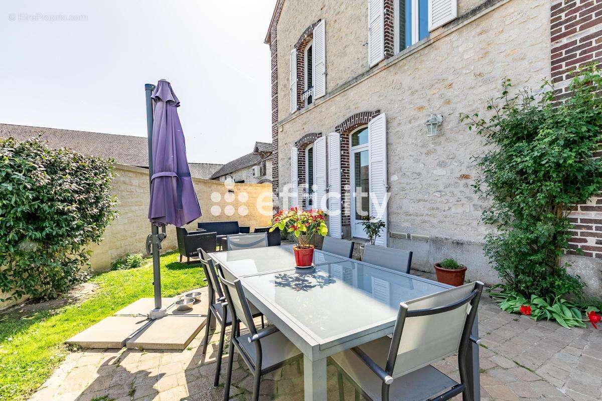 Maison à CHAMANT