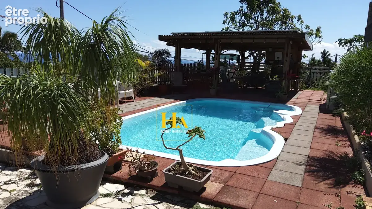 Maison 6 pièces 155 m² avec piscine, kiosque et beaux espaces extérieurs - photo 2