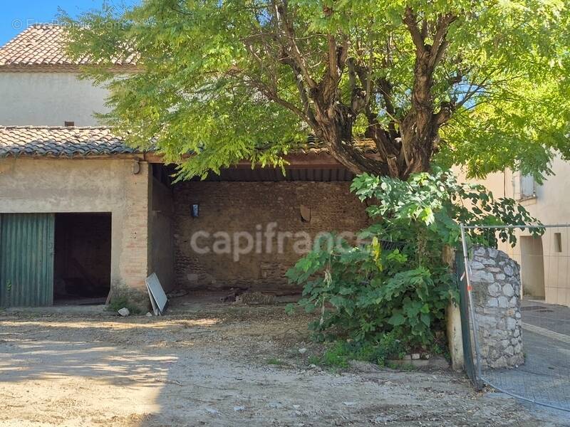 Maison à SAINT-GENIES-DE-COMOLAS