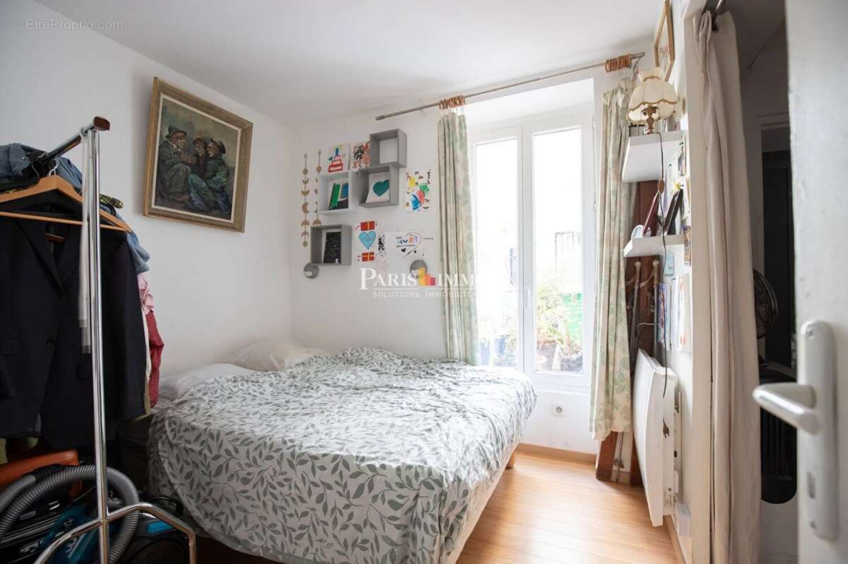 Appartement à PARIS-18E