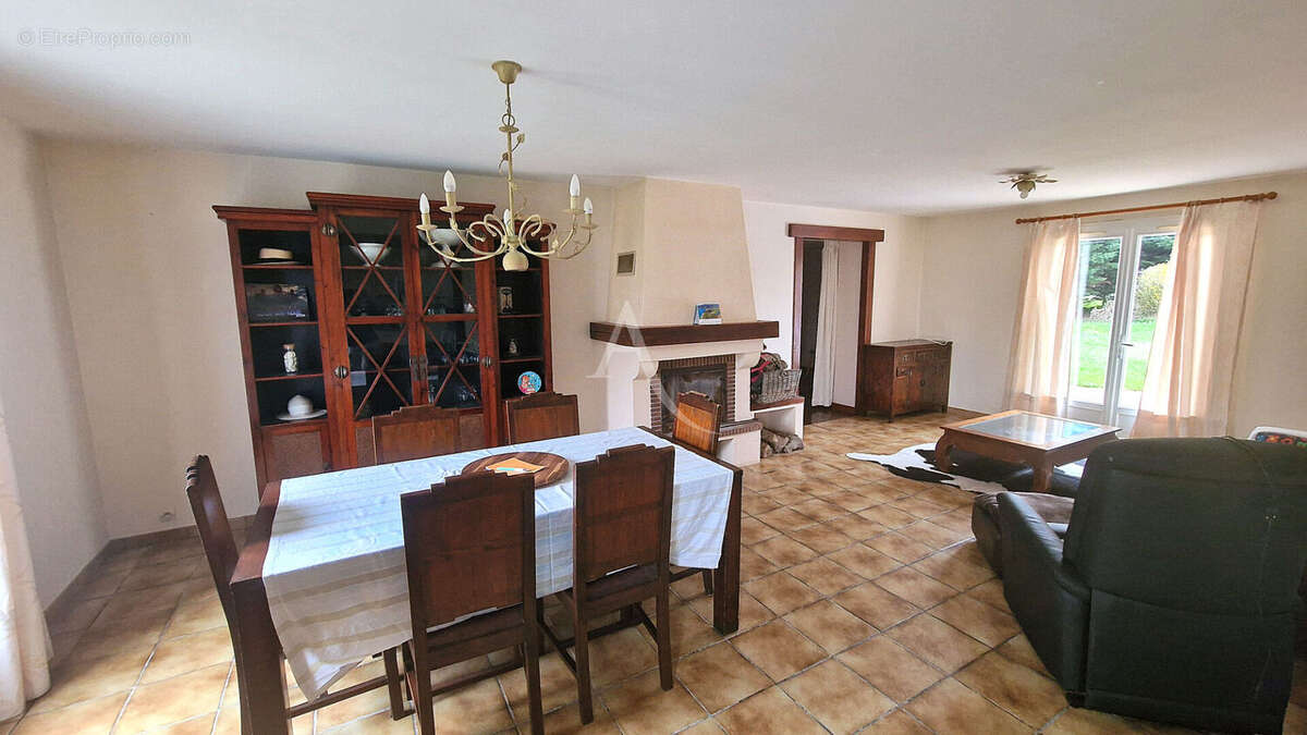 Maison à TALMONT-SAINT-HILAIRE