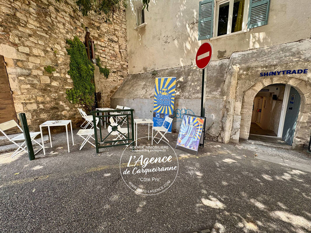 Commerce à HYERES