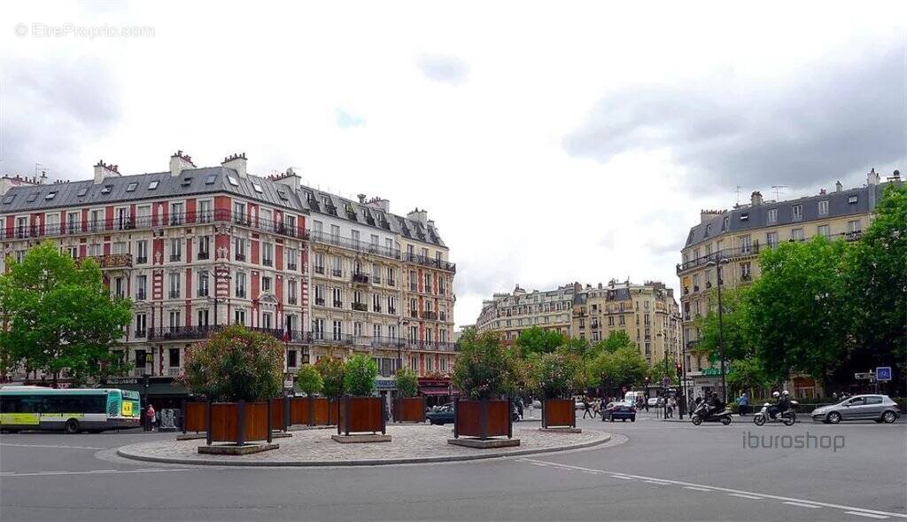 Commerce à PARIS-11E