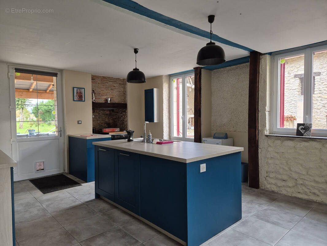 Maison à TOCANE-SAINT-APRE