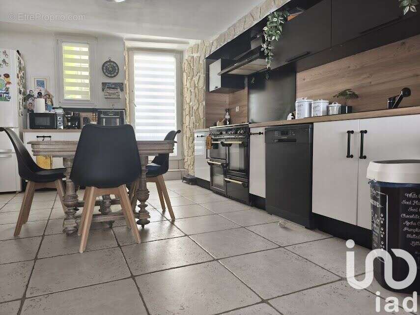 Photo 2 - Maison à VILLELAURE