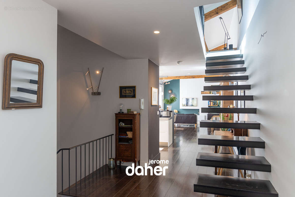 Appartement à MARSEILLE-7E