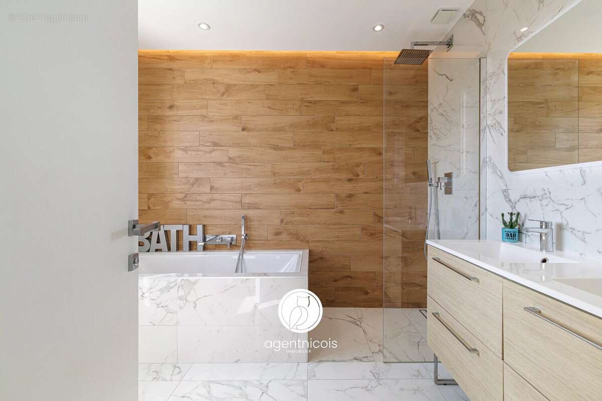Appartement à VILLEFRANCHE-SUR-MER