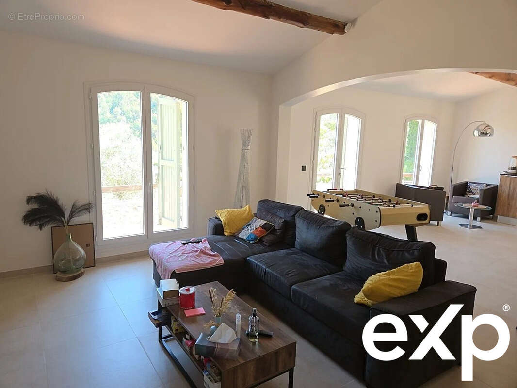 Maison à SOLLIES-VILLE