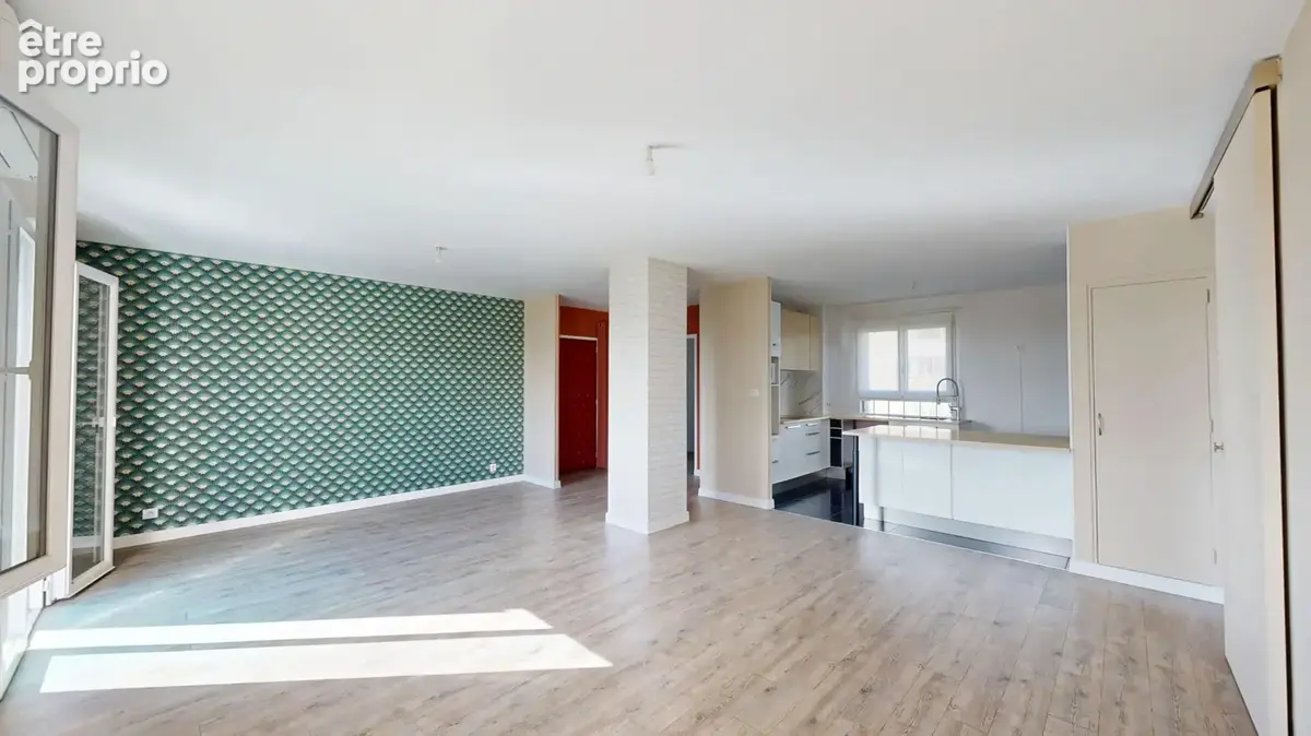 Manosque - appartement t5 avec balcon loggia et garage ! - photo 5
