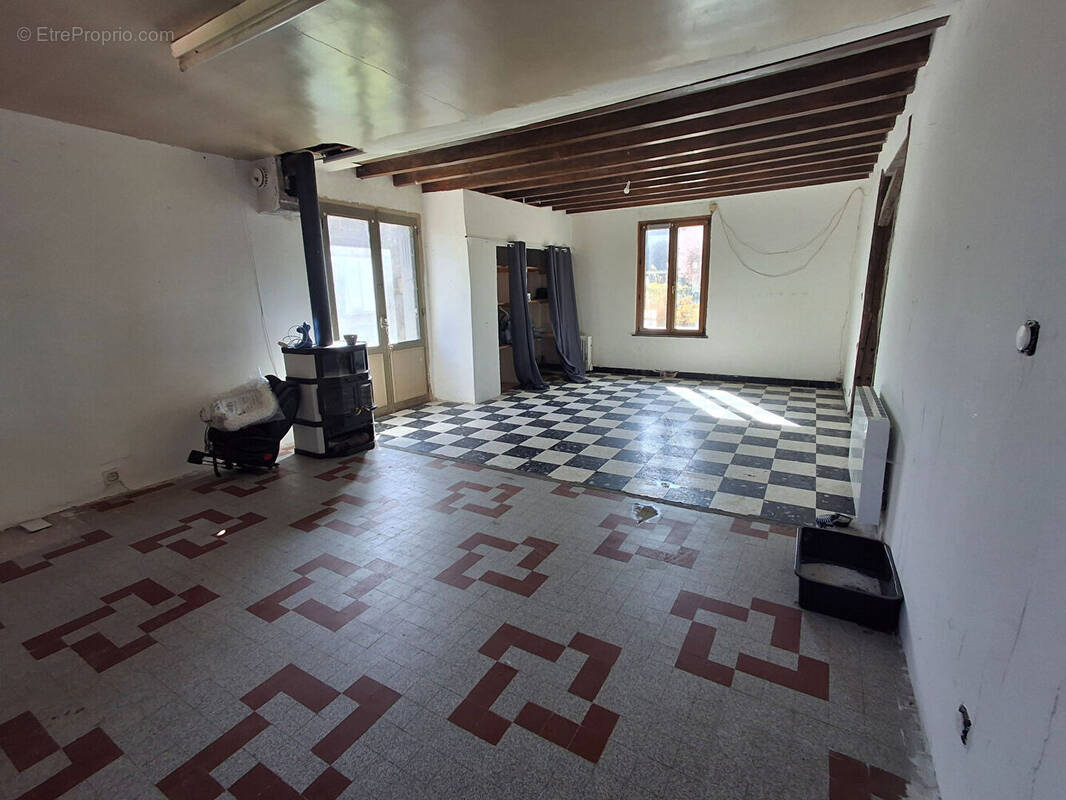 Maison à COURTISOLS