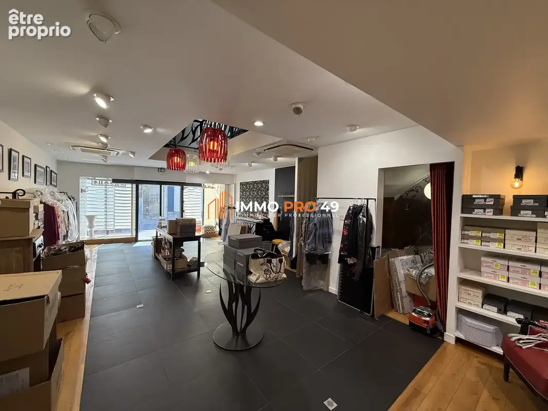 Commerce 130 m² à vendre à Cholet (49300) - photo 4