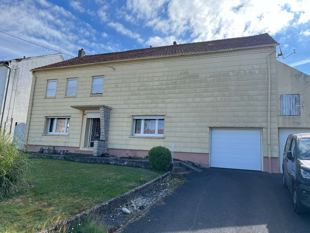 Maison à LE VAL-DE-GUEBLANGE