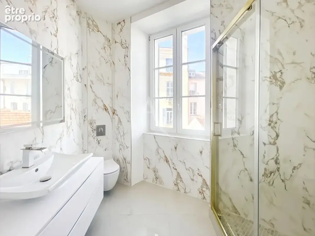 3 pièces de 100 m2 - cannes centre - adresse d'exception - photo 3
