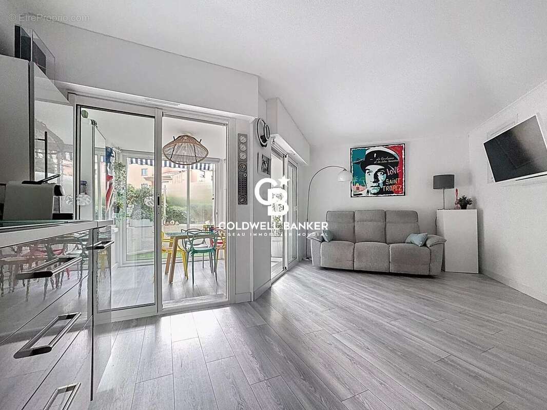 Appartement à SAINT-RAPHAEL