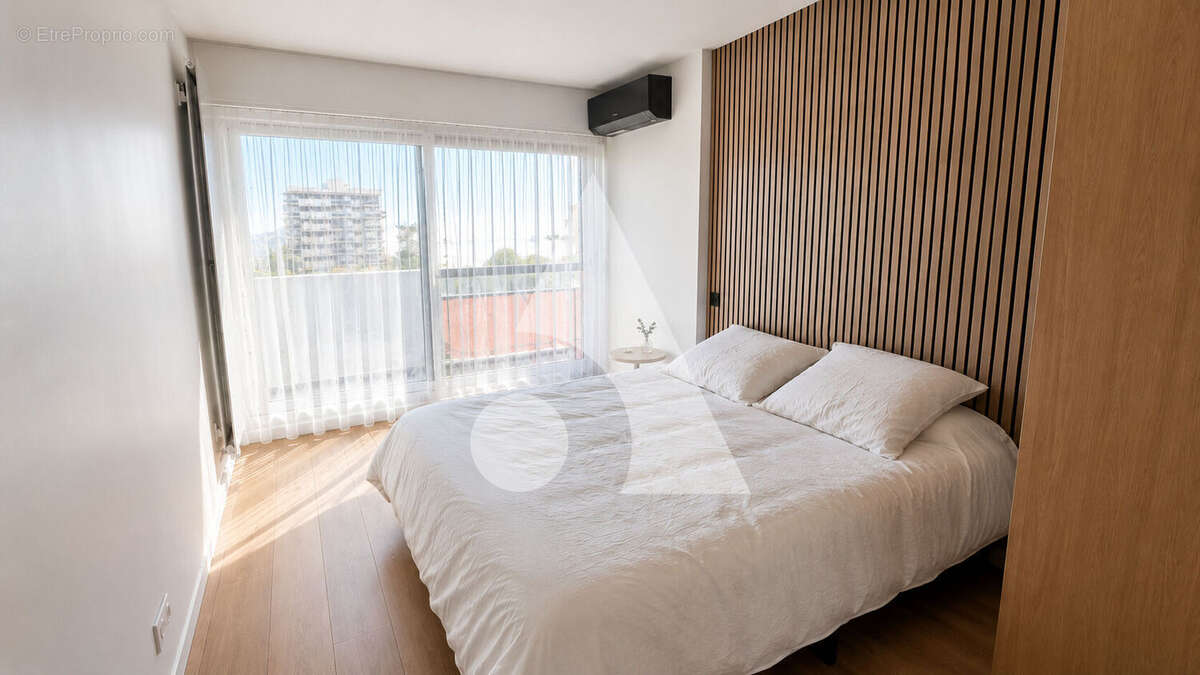 Appartement à CLICHY