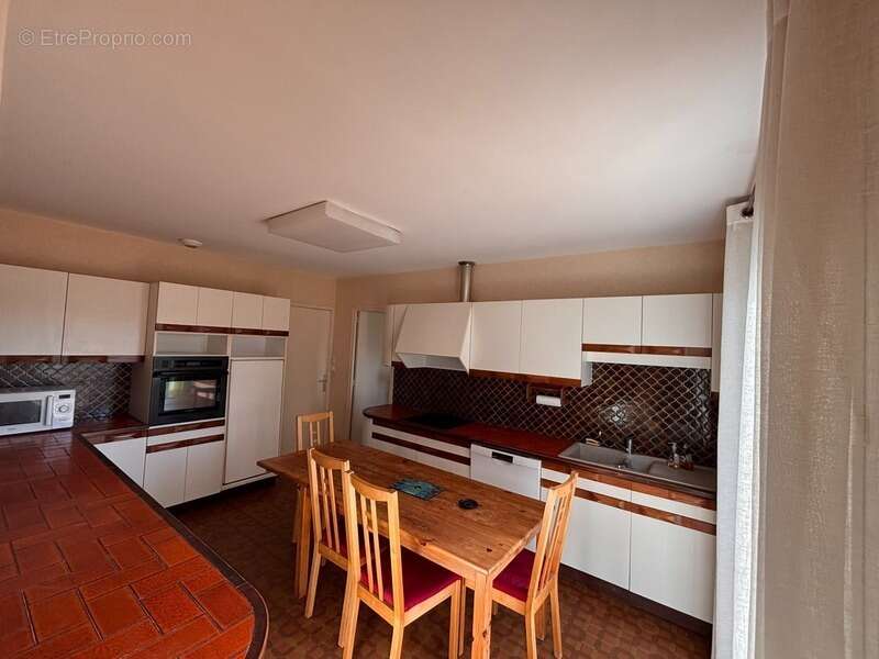 Maison familiale 5 chambres et piscine - photo 8
