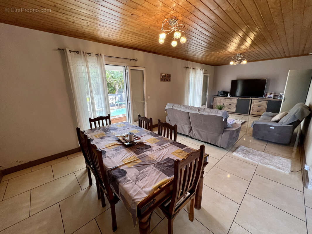 Maison à SAINT-JOSEPH