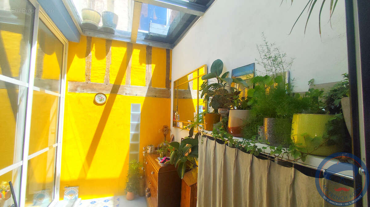 Maison, 64,5 m2,  3 pièces, quartier cathédrale - photo 7