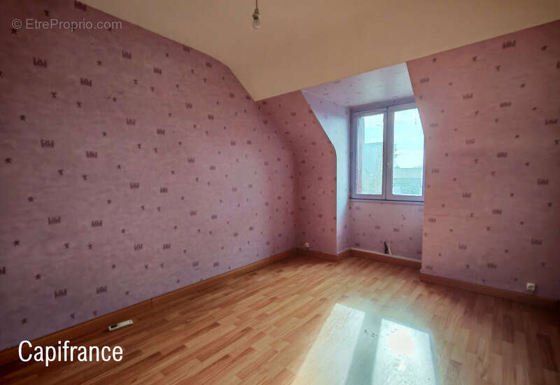 Maison à MAURE-DE-BRETAGNE