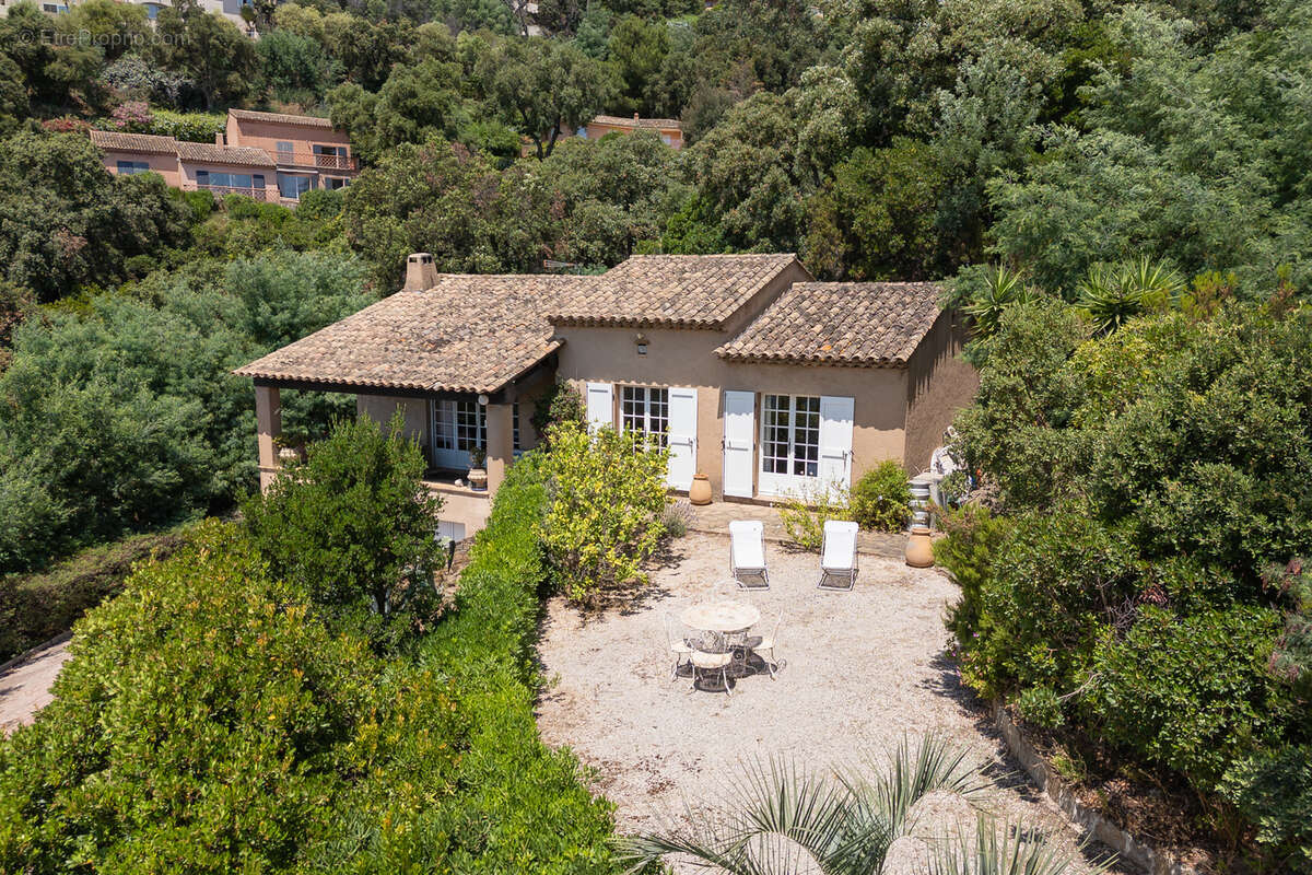 Maison à RAYOL-CANADEL-SUR-MER
