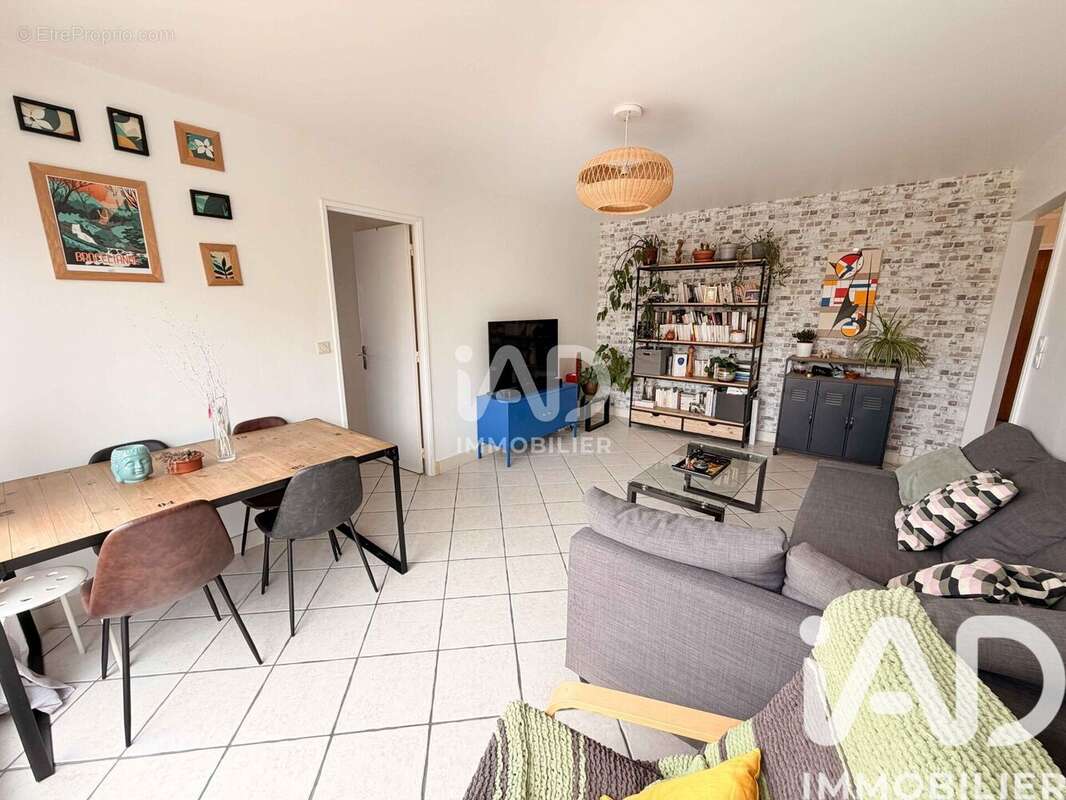 Photo 4 - Appartement à SAVIGNY-SUR-ORGE