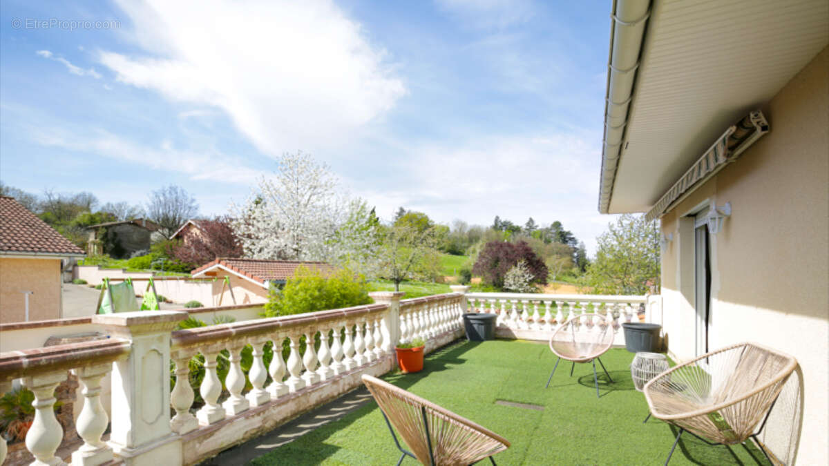 Maison à HEYRIEUX