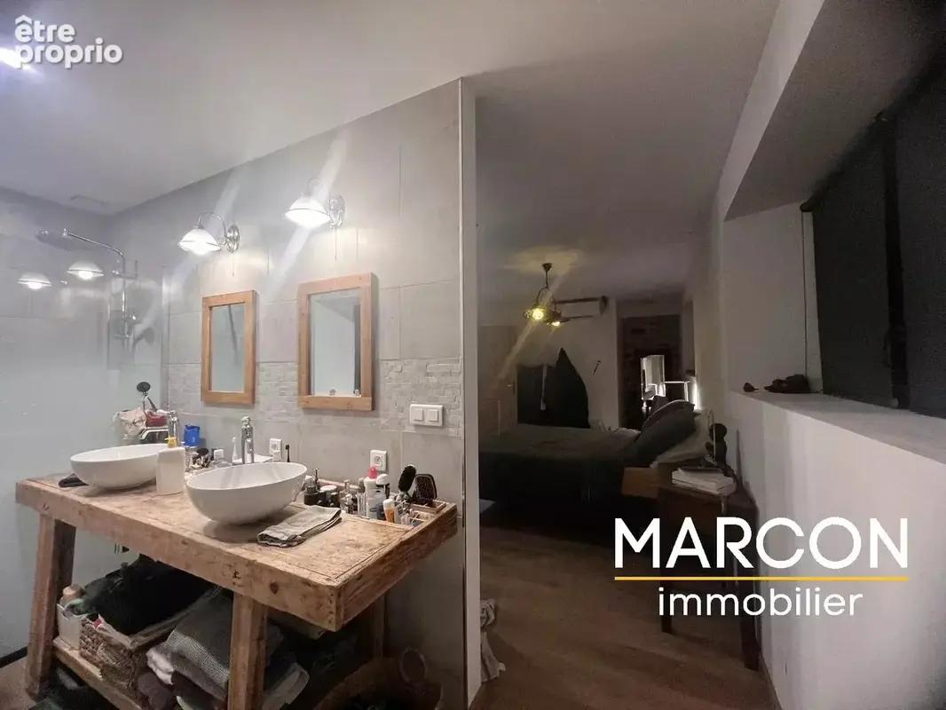 Propriete de caractere avec espace professionnel - photo 11