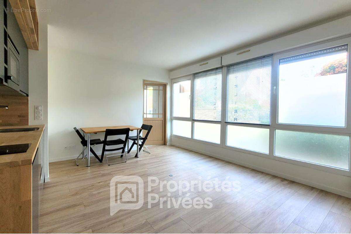 Appartement à GIF-SUR-YVETTE