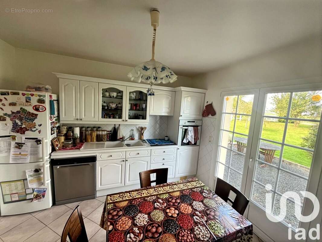 Photo 4 - Maison à CUSSY