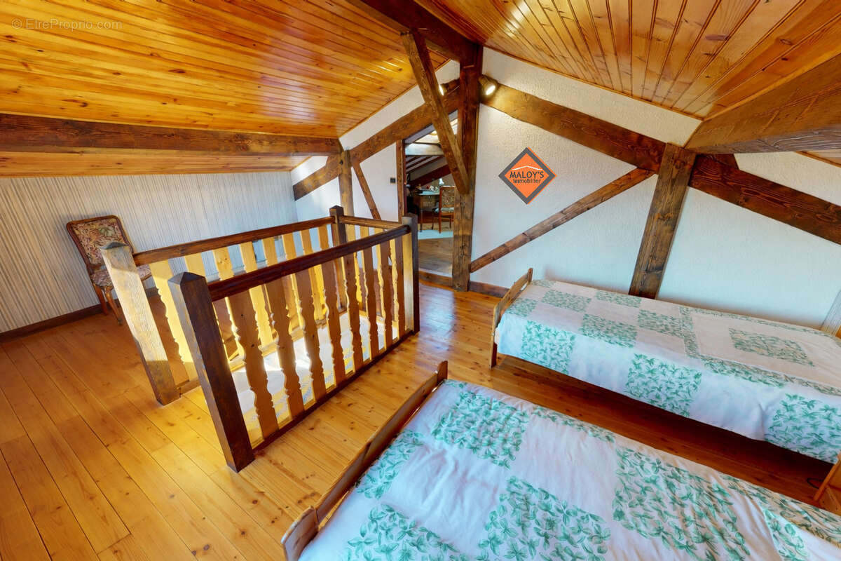 Maison à LETRA