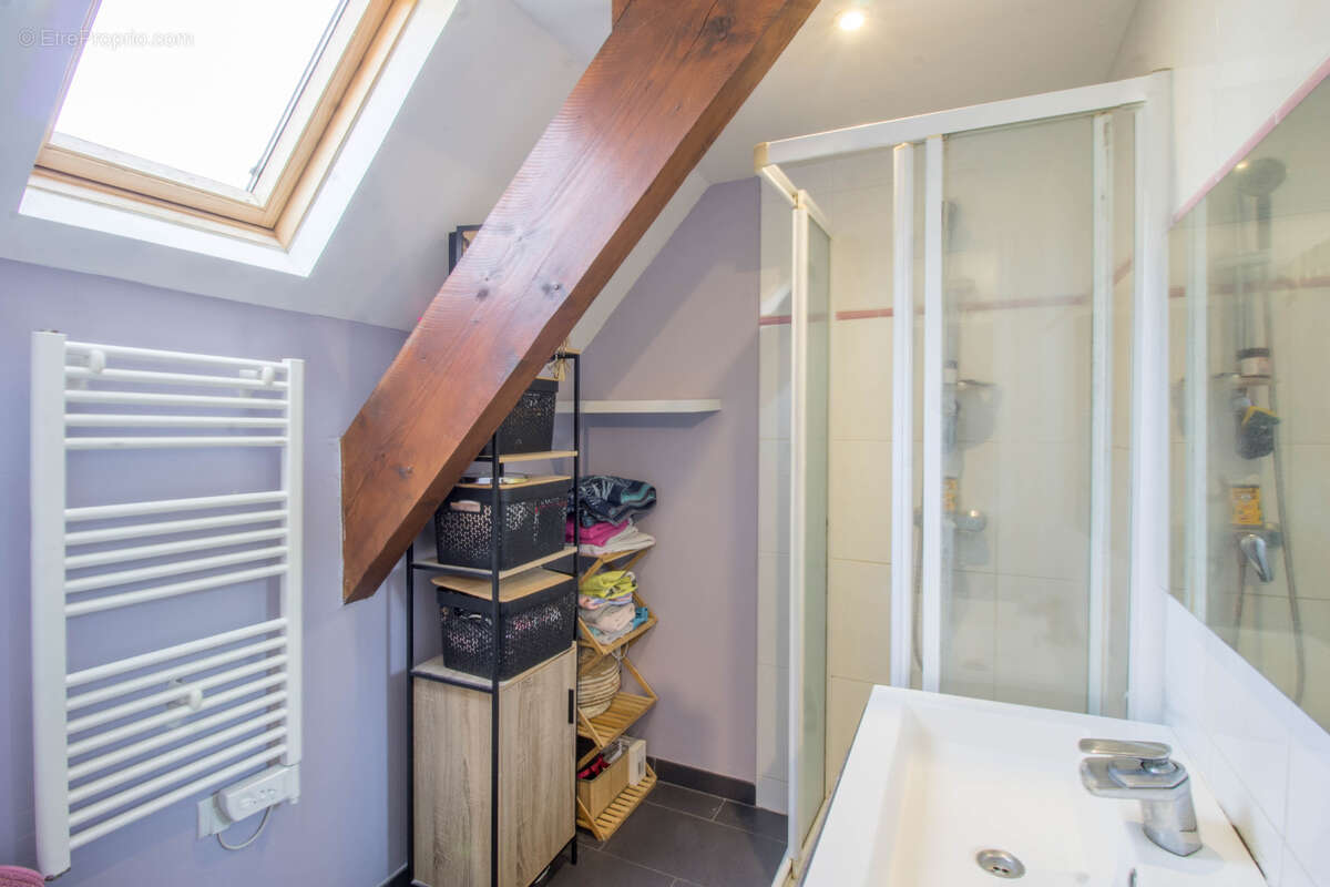 Maison à JANVILLE-SUR-JUINE