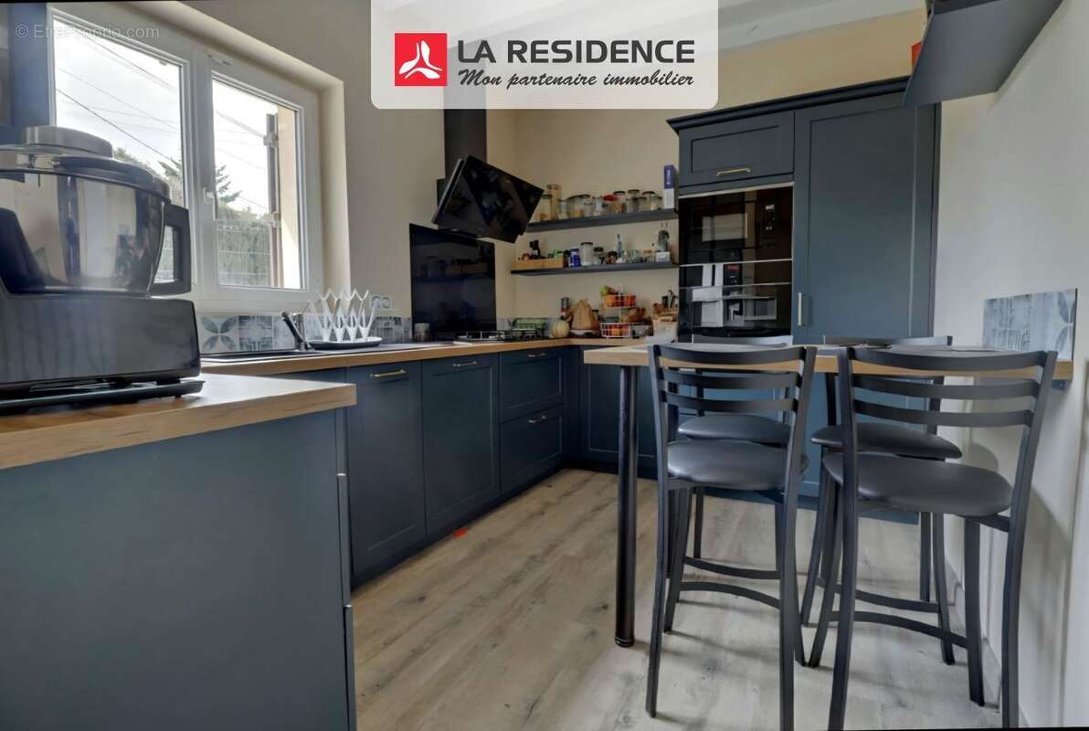 Maison à SAINT-REMY-SUR-AVRE