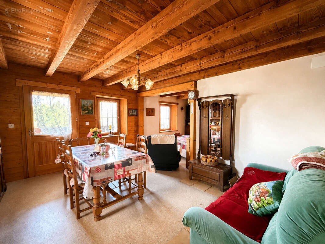 Ancienne ferme - cohennoz (73400) - photo 8